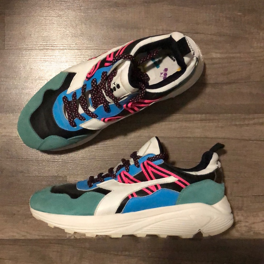 Diadora running shoes